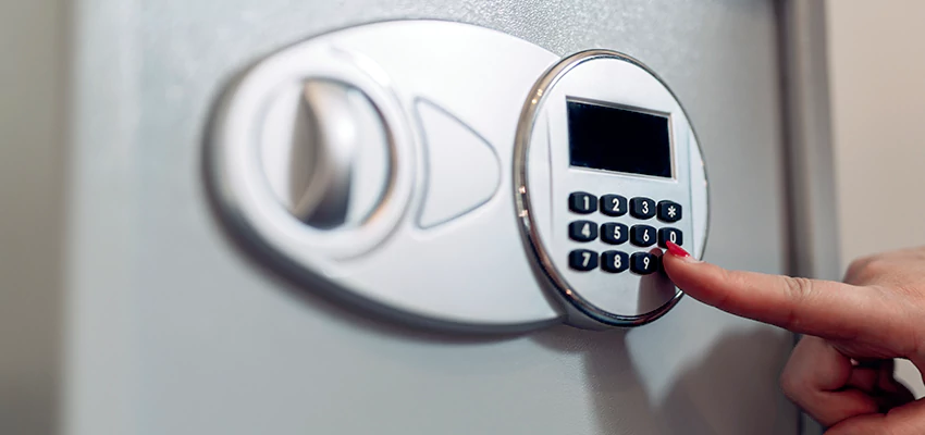 Jewelry Safe Cracking in Palo Alto, California